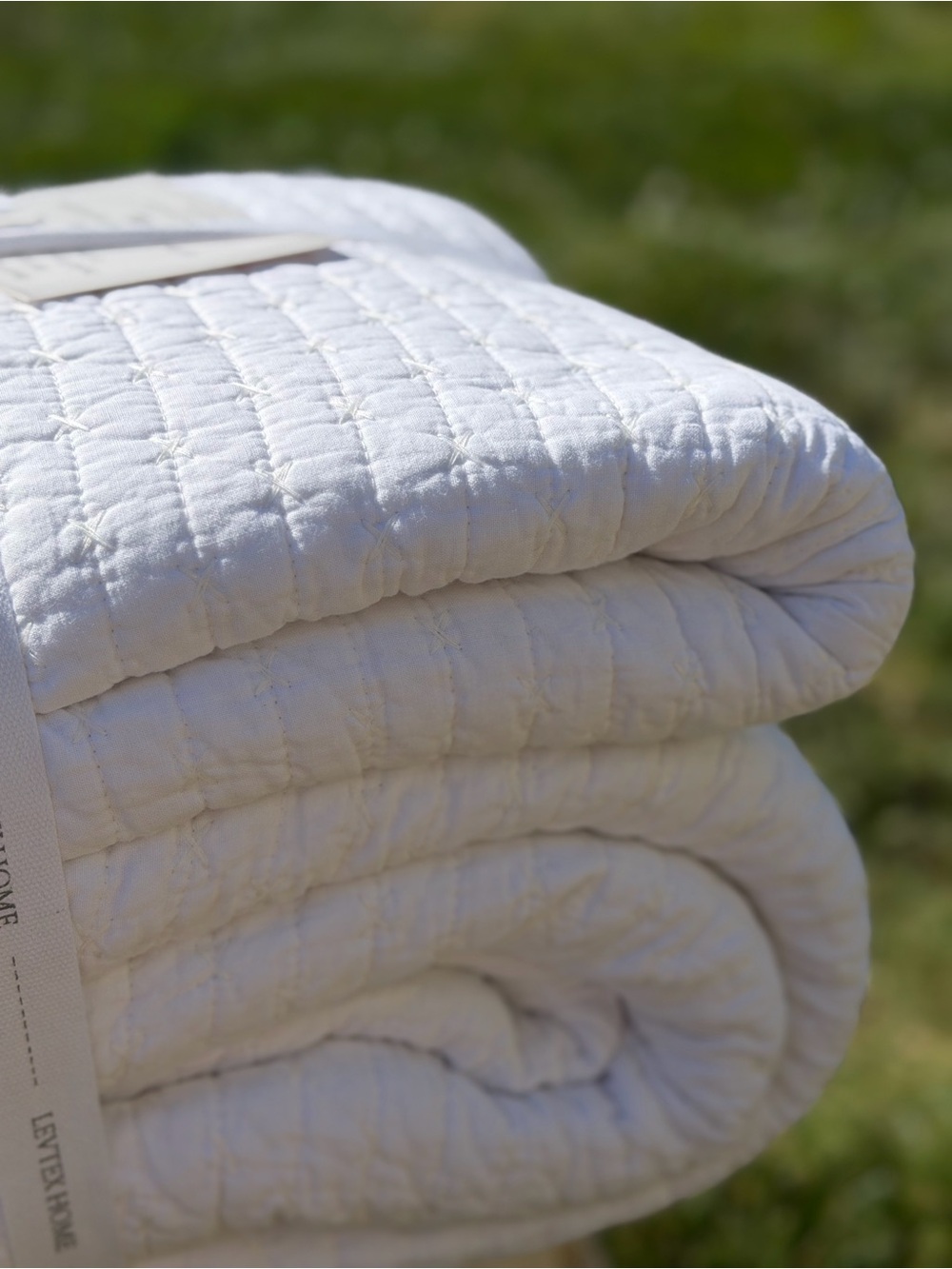 Levtex Home Luxury Cross Stitch Reversible King/Cal King Quilt Set Bright White - Picture 3 of 8